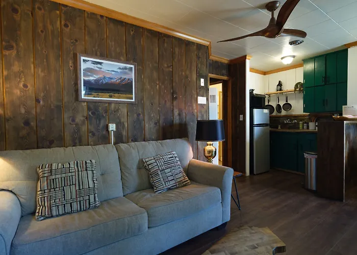 Lake Front Cabins